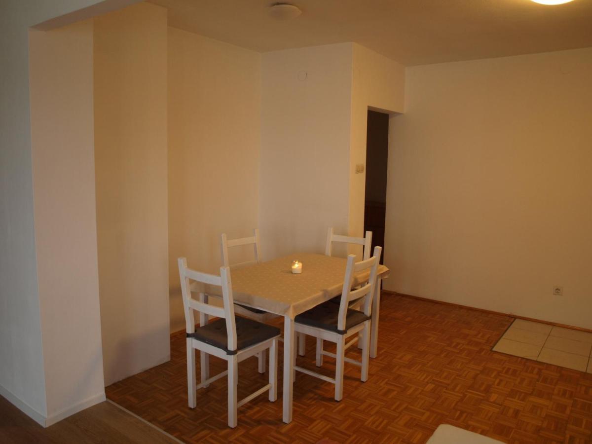 Apartment Nana Gradici Exteriör bild