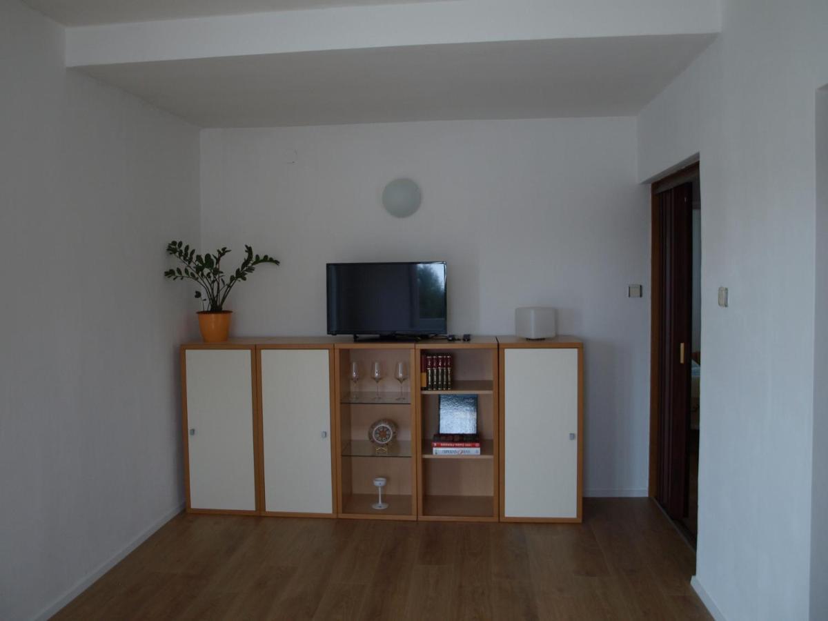Apartment Nana Gradici Exteriör bild
