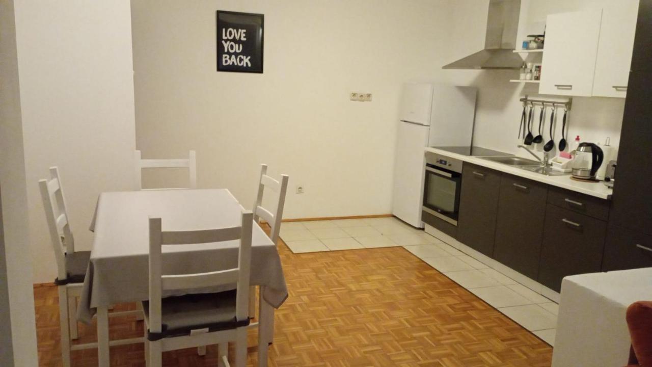Apartment Nana Gradici Exteriör bild